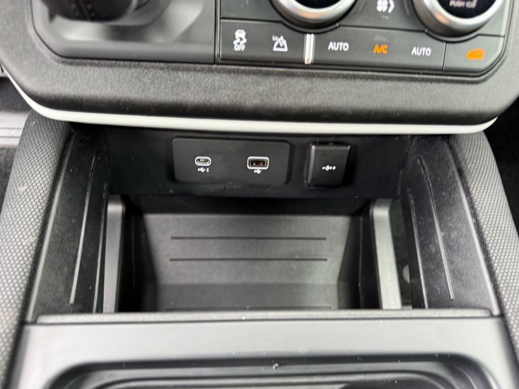 2022 Land Rover Defender 110 22