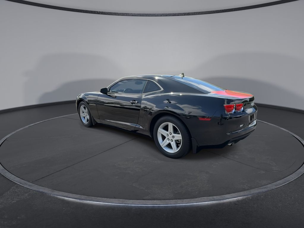 Thumbnail: 2011 Chevrolet Camaro - 6