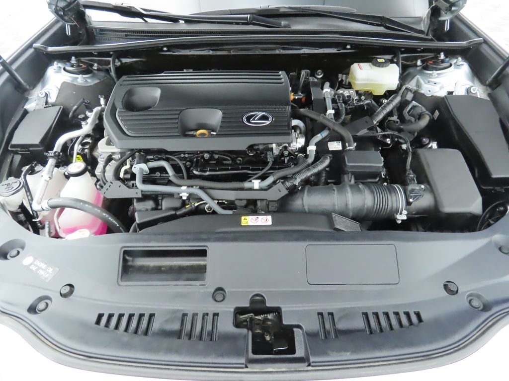 Thumbnail: 2022 Lexus ES - 29