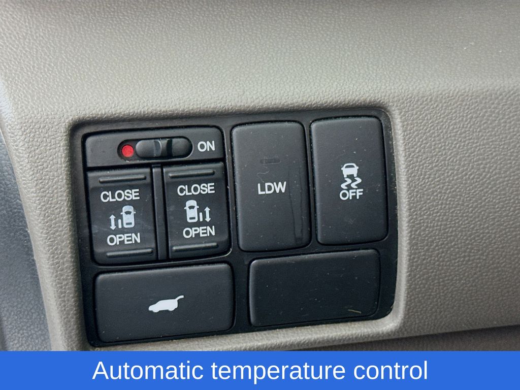 Used Car 2016 Honda Odyssey  Ex-l For Sale Under $20,000 In Austin, Texas