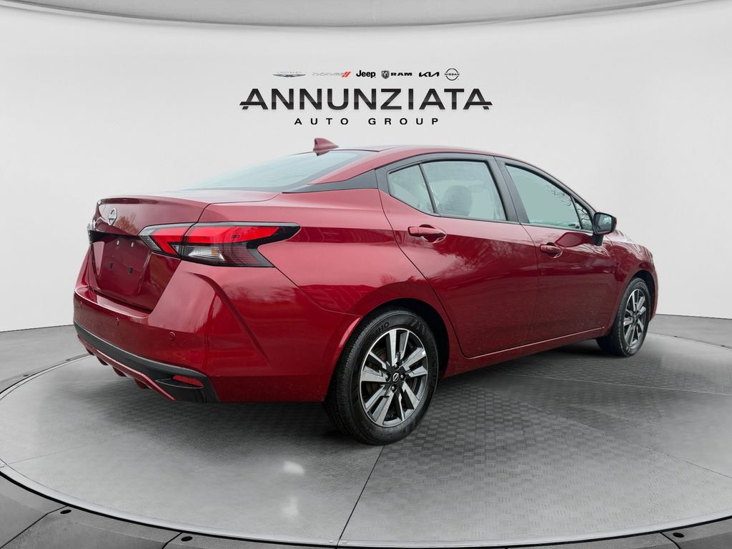 View vehicle photo 5