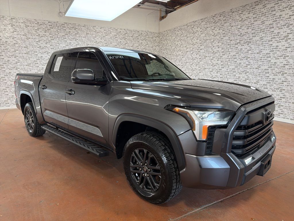 2023 Toyota Tundra SR5 CrewMax Cab 4WD