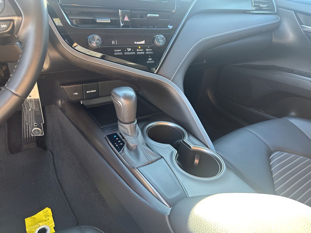 Used Car 2021 Toyota Camry  Se For Sale Under $30,000 In Austin, Texas