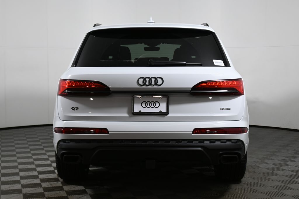 Thumbnail: 2026 Audi Q7 - 5