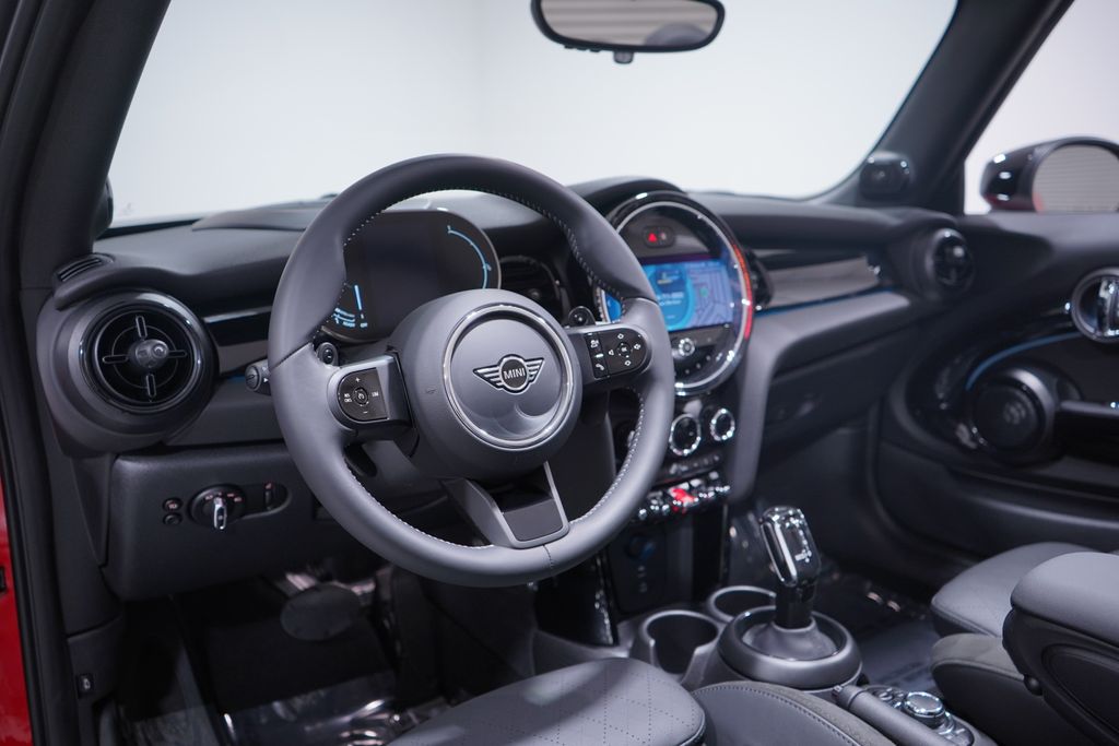 Thumbnail: 2023 MINI Cooper - 10