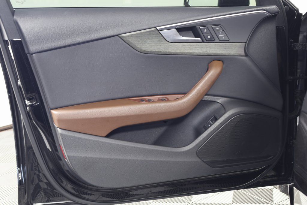 Thumbnail: 2019 Audi A4 - 12