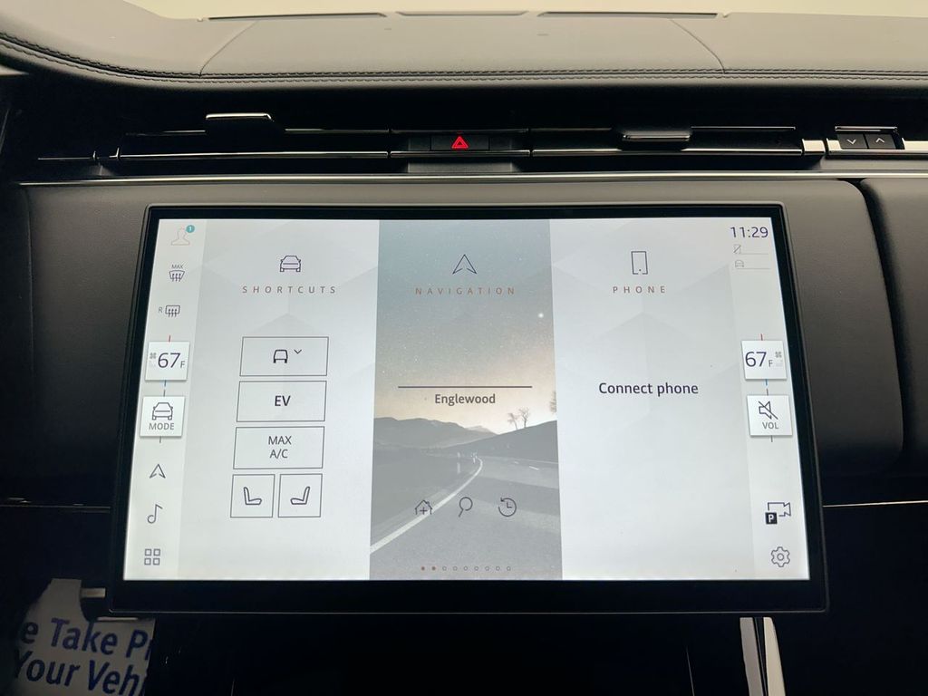 Thumbnail: 2024 Land Rover Range Rover Sport - 18