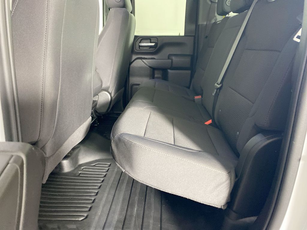 2025 GMC Sierra 2500HD Pro photo