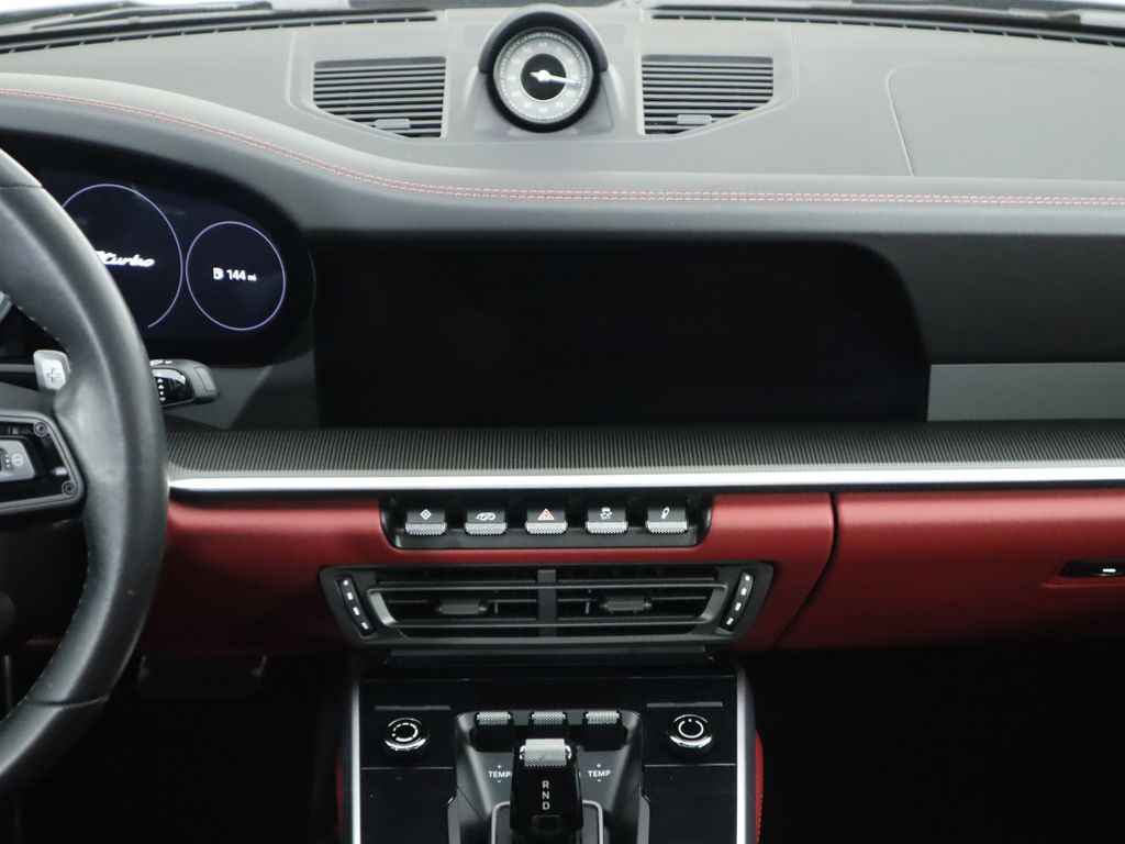 2022 Porsche 911 Turbo 14