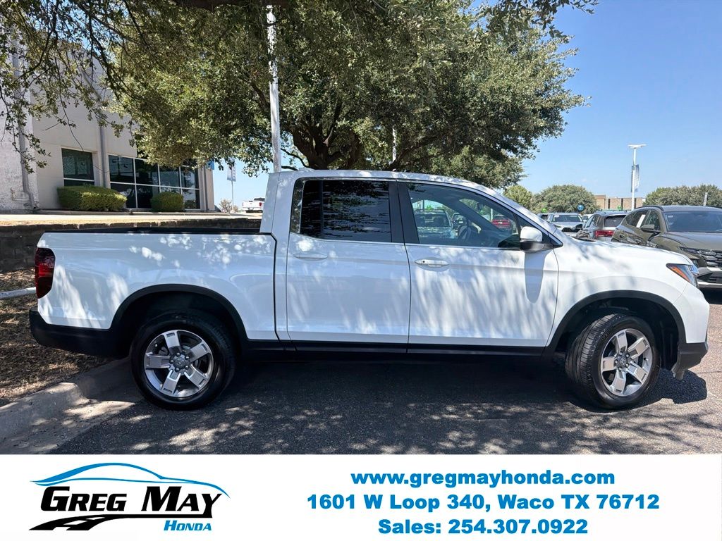 2025 Honda Ridgeline RTL White at Greg May Honda
