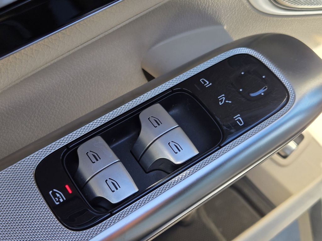 used 2025 Mercedes-Benz GLC car, priced at $41,993