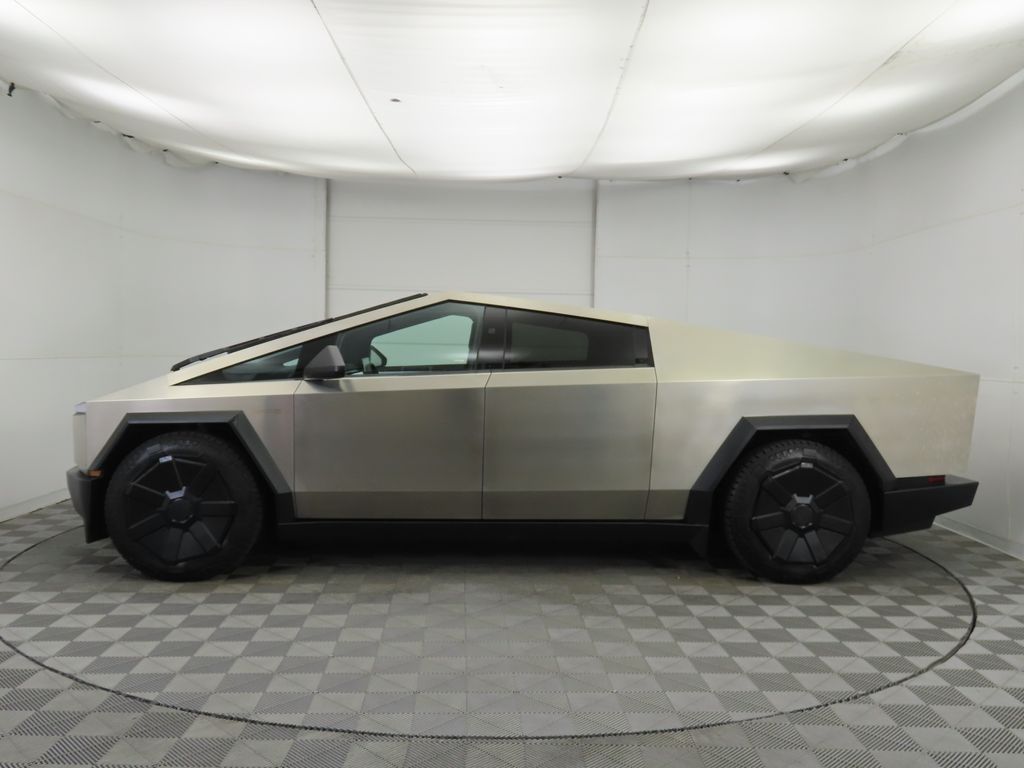 Thumbnail: 2024 Tesla Cybertruck - 8