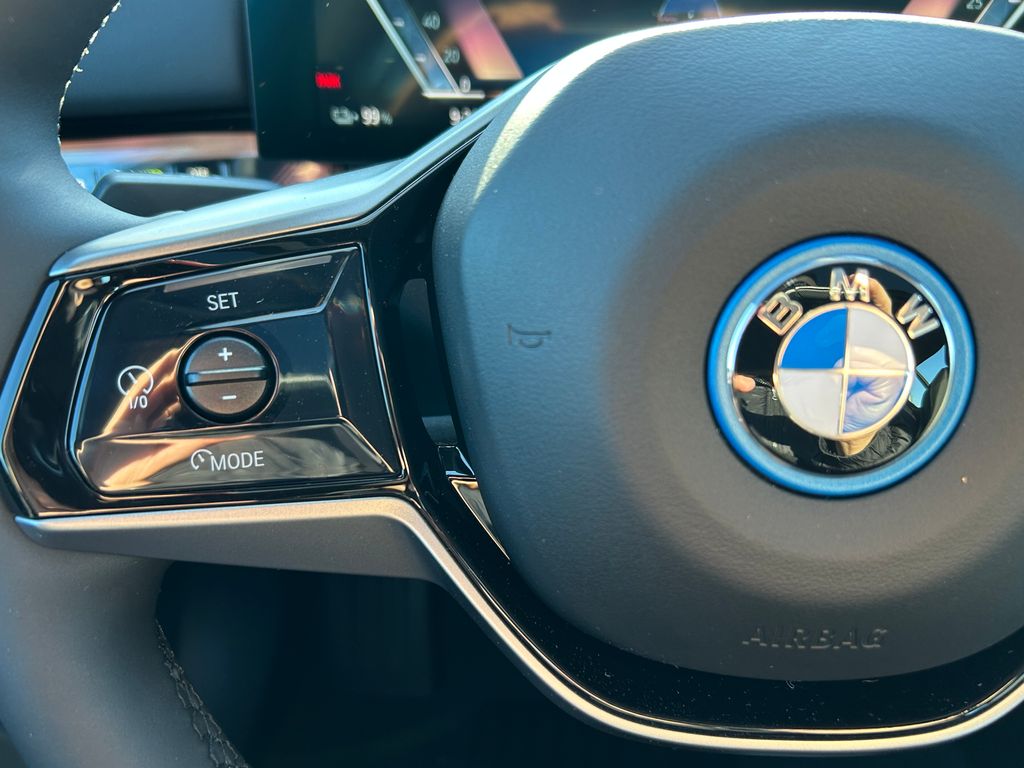 2025 BMW i5 eDrive40 20