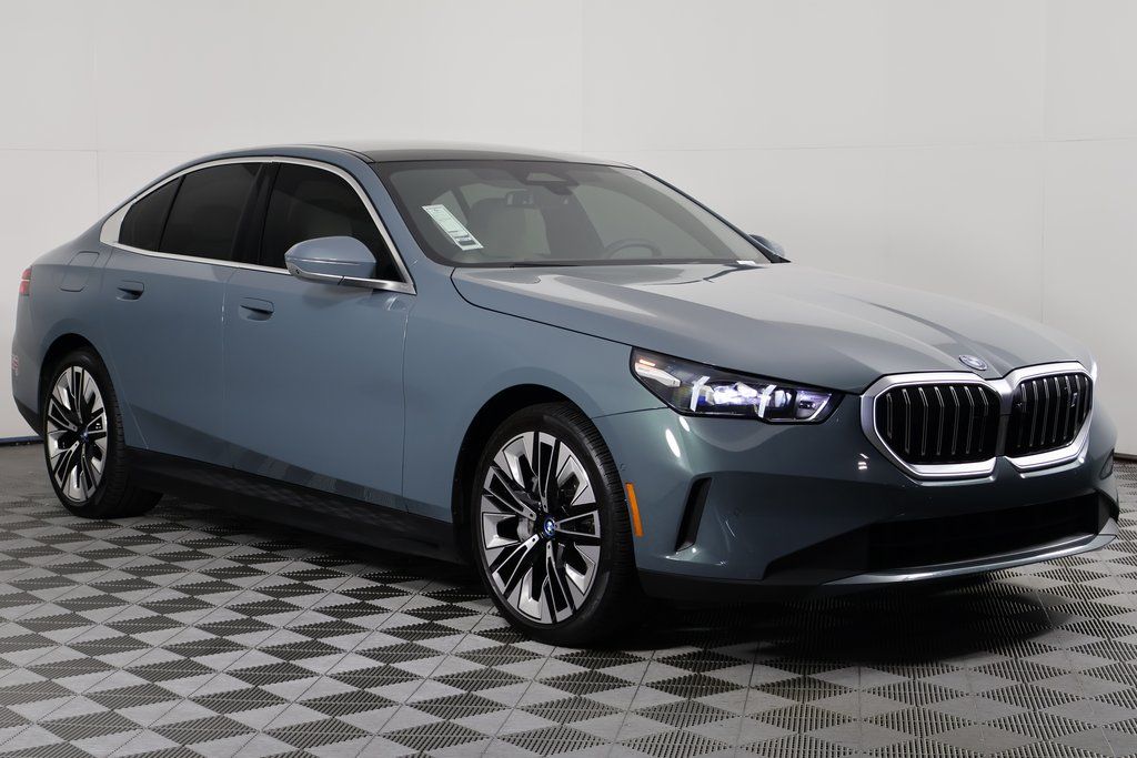 Thumbnail: 2024 BMW i5 - 3