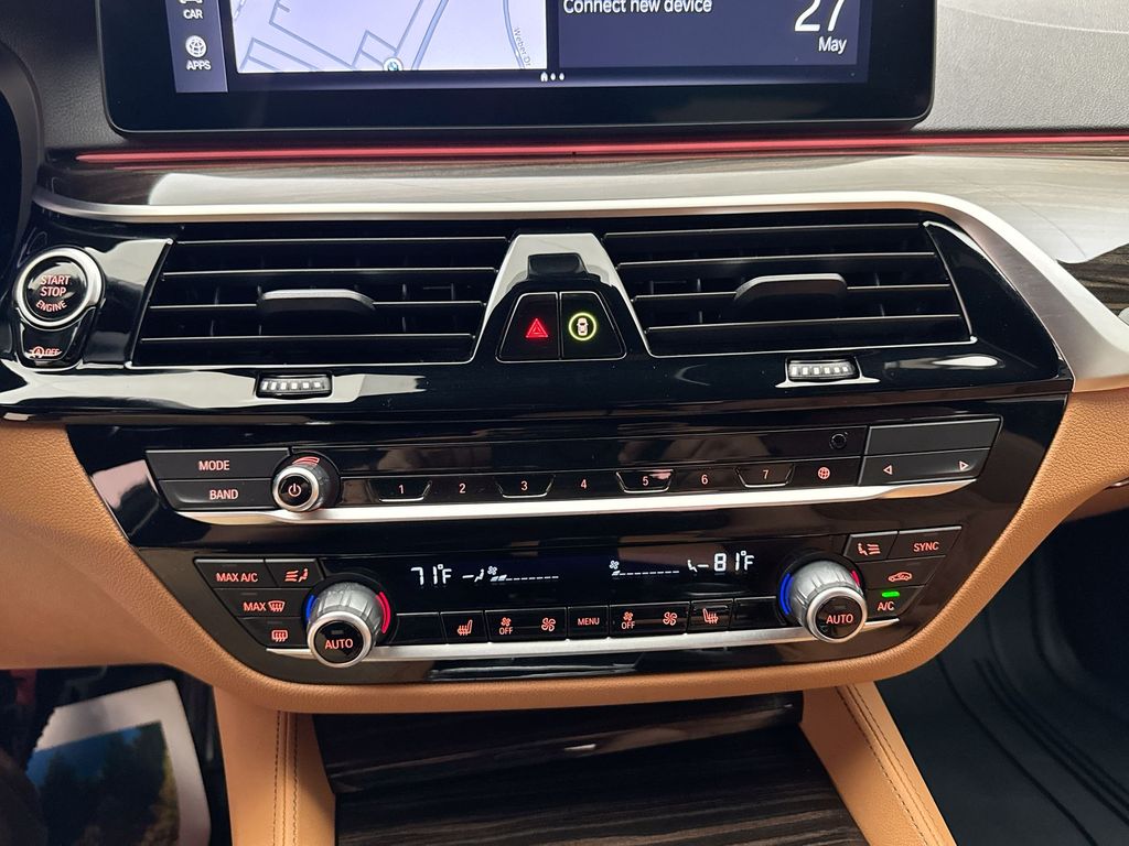 2023 BMW 5 Series 530i xDrive 11