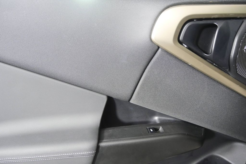 Thumbnail: 2025 BMW X3 - 13