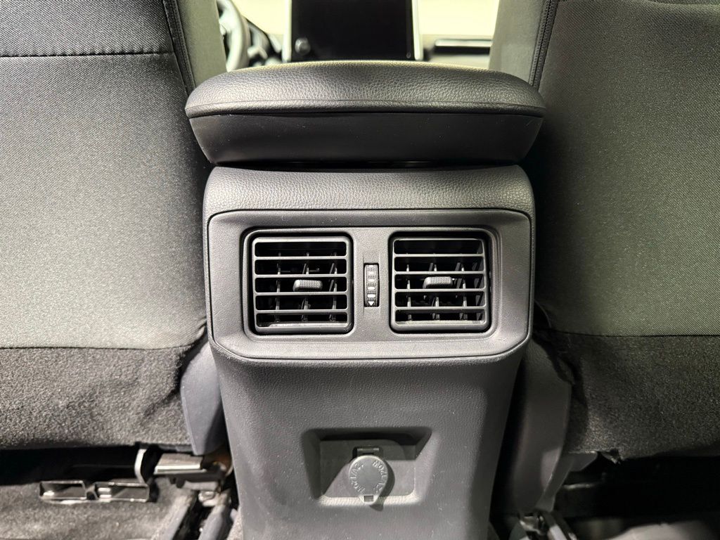 Thumbnail: 2024 Toyota RAV4 - 20