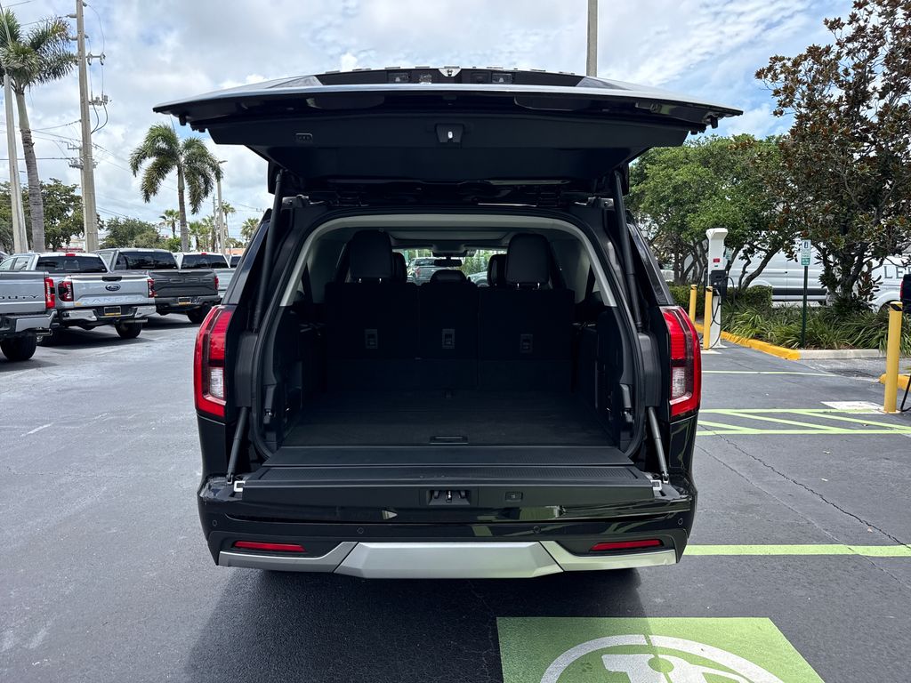 New 2026 Black Ford Platinum image 26