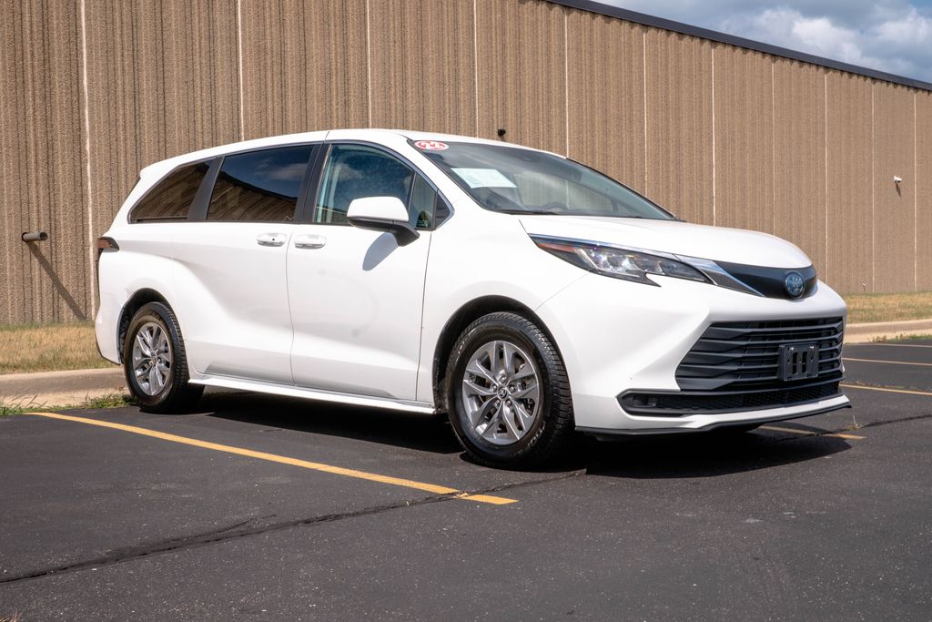Used 2022 Toyota Sienna Van