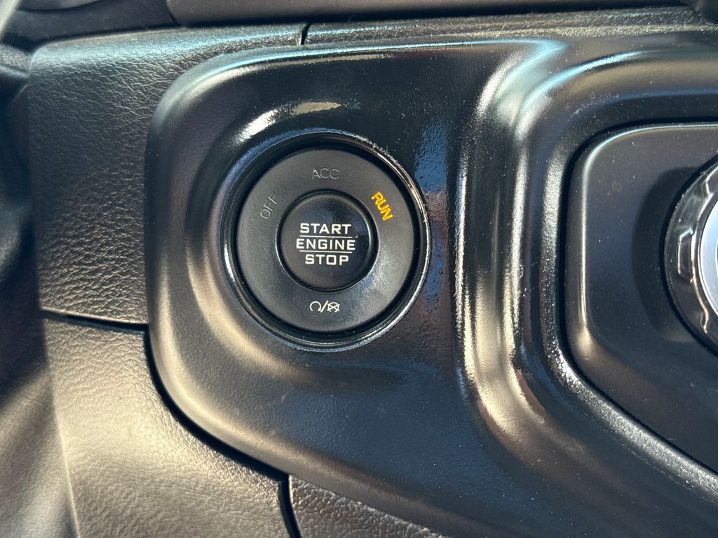 Used 2020 Jeep Wrangler SUV