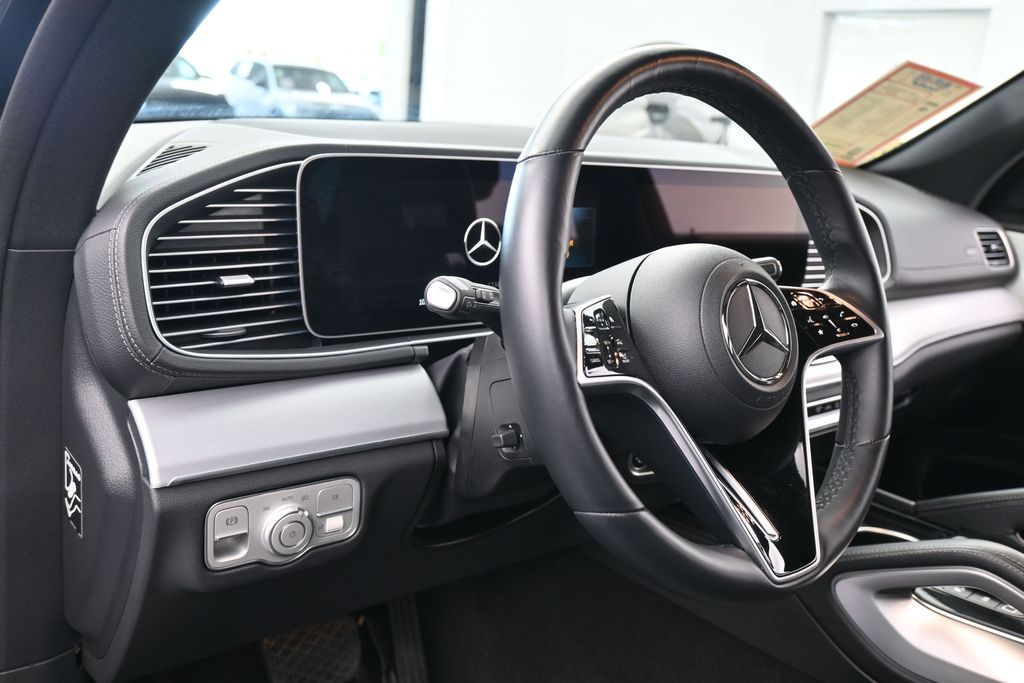 Used 2026 Black Mercedes-Benz GLE 350 image 15