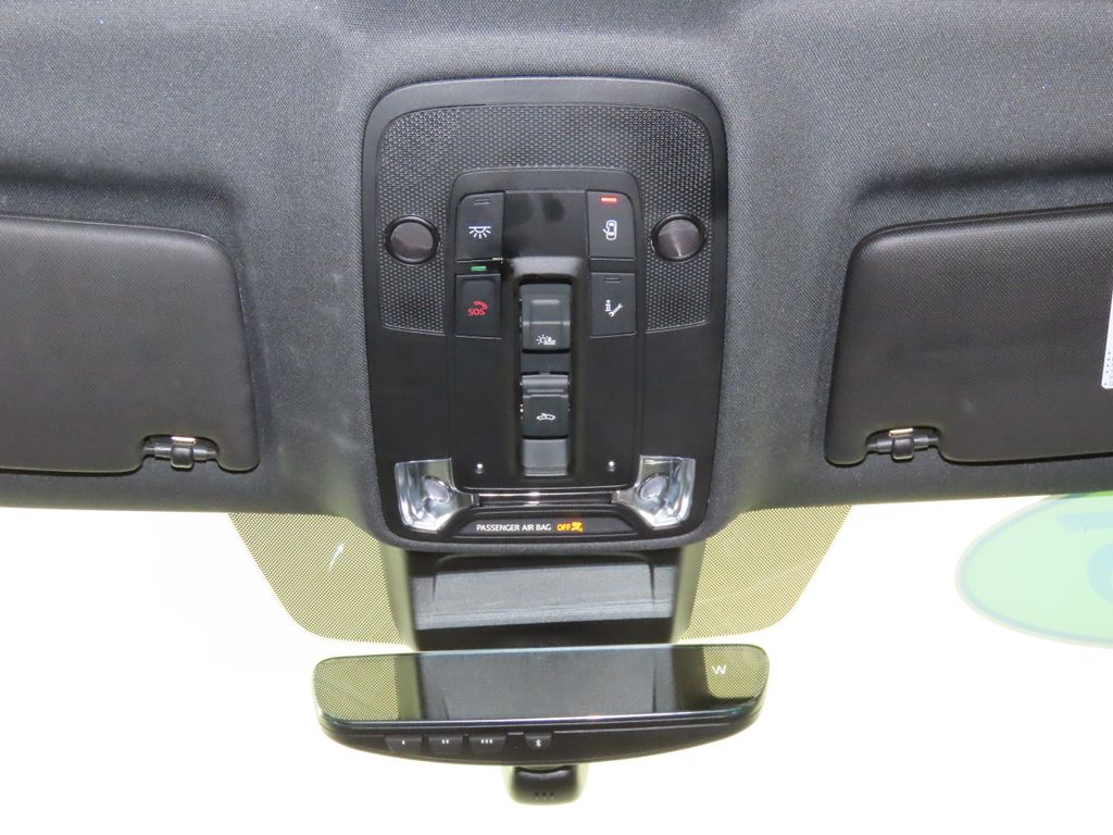 Thumbnail: 2025 Audi Q3 - 26