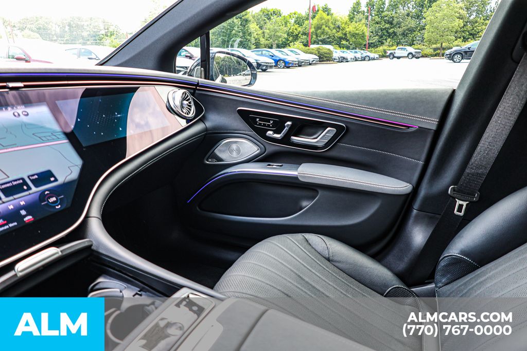 Used 2023 Black Mercedes-Benz 580 image 40