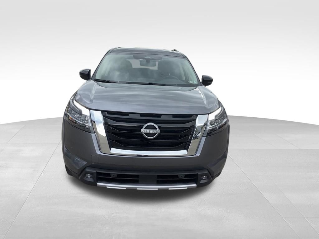 2022 Nissan Pathfinder SL Gray at John Sisson Motors