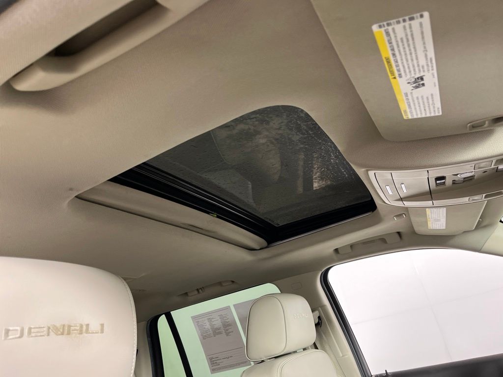 Thumbnail: 2019 GMC Yukon - 3