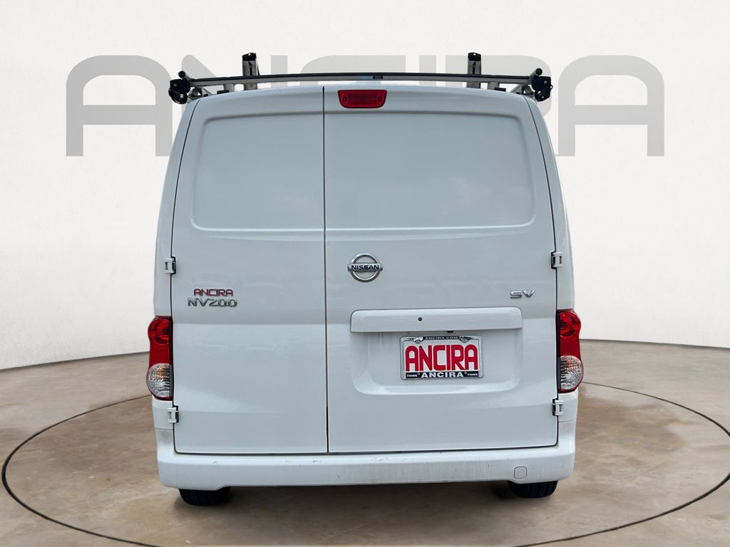 Used Car 2020 Nissan Nv200  Sv For Sale Under $20,000 In Floresville, Texas