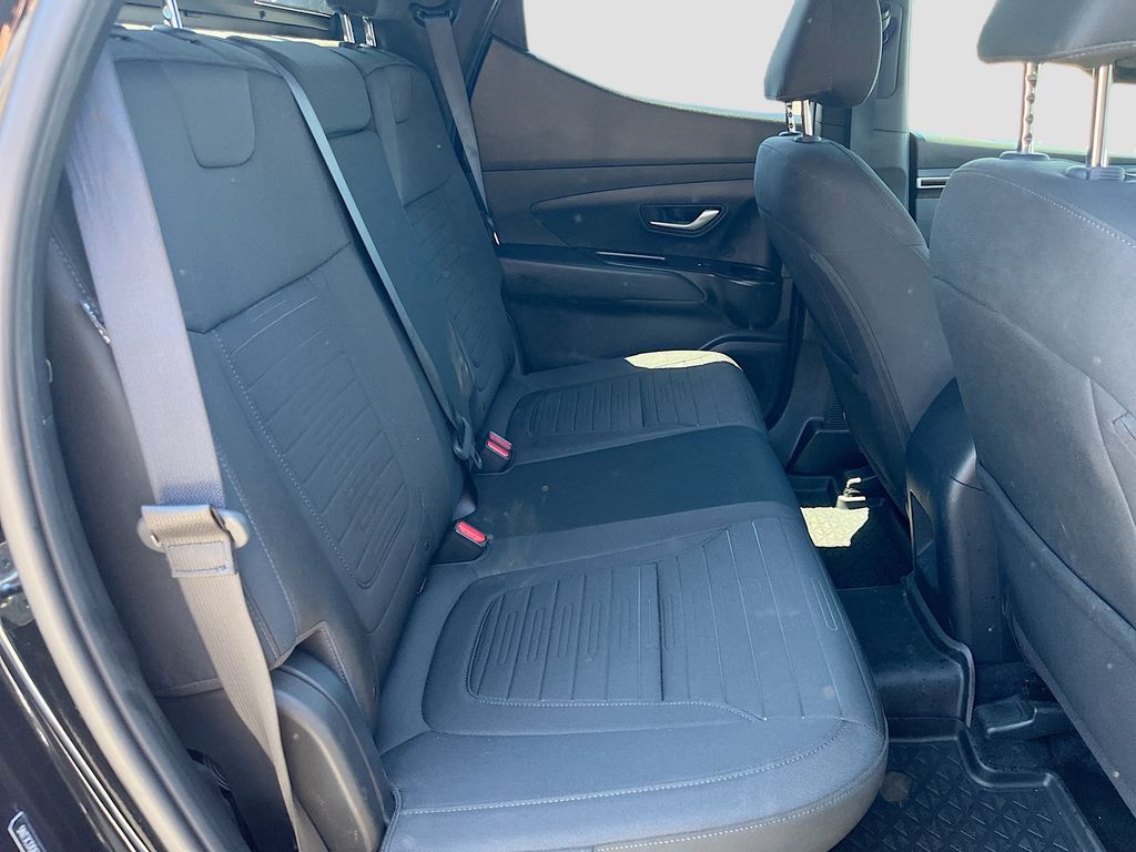 Used 2024 Black Hyundai SEL image 27