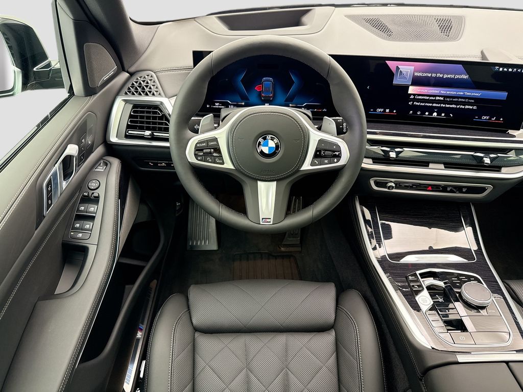 Thumbnail: 2026 BMW X5 - 11