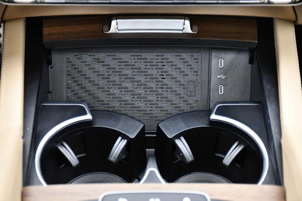 Thumbnail: 2026 Mercedes-Benz GLS - 30