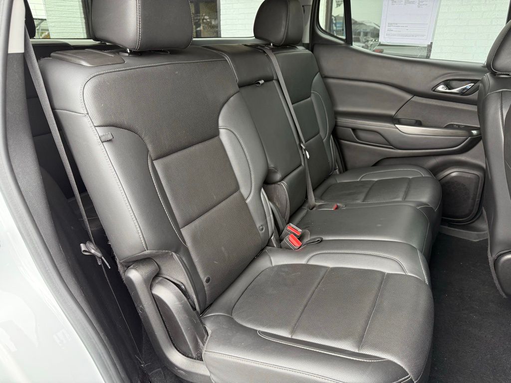 2023 GMC Acadia SLT - Photo 15
