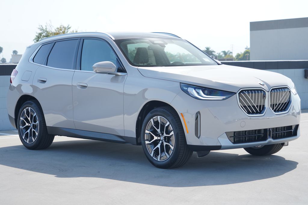 Thumbnail: 2026 BMW X3 - 3