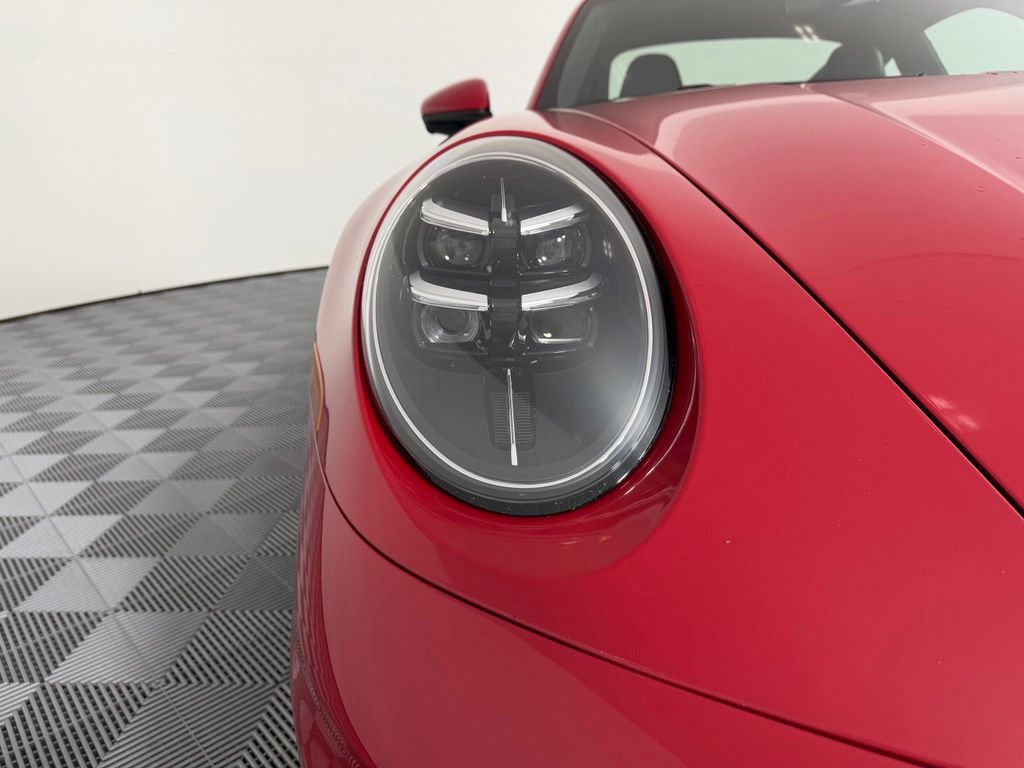 Thumbnail: 2025 Porsche 911 - 9