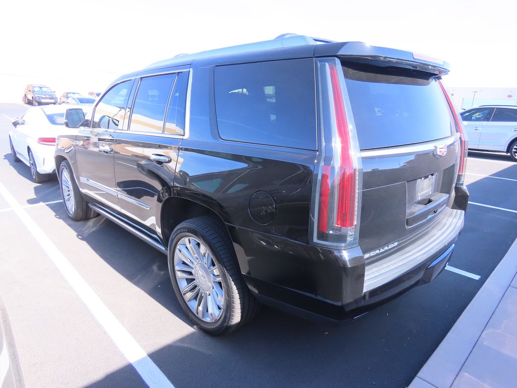 Thumbnail: 2020 Cadillac Escalade - 4