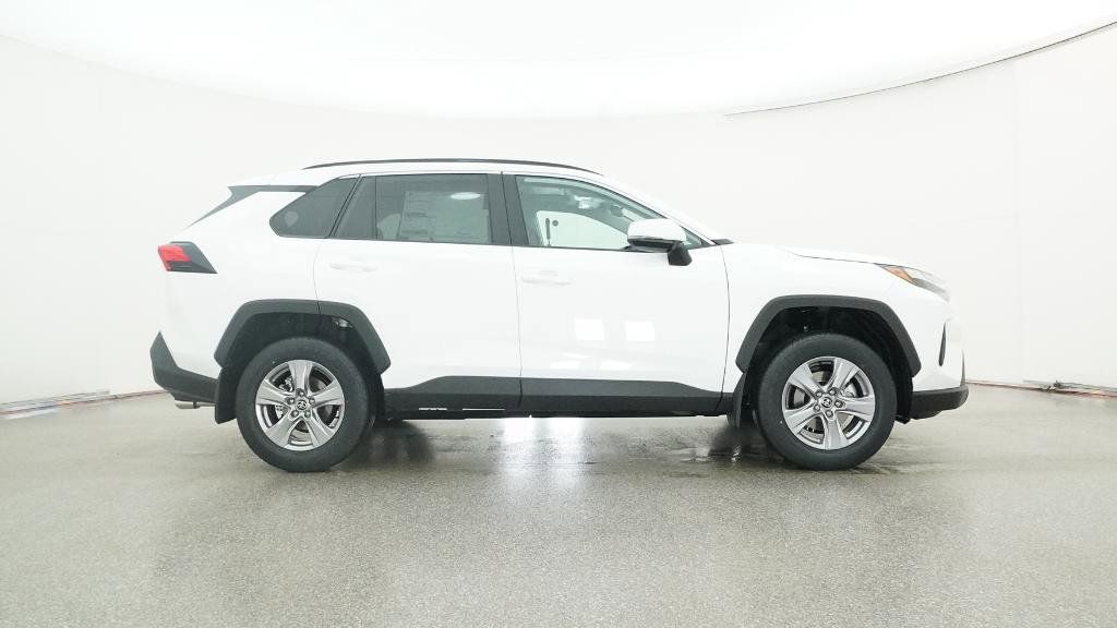 Thumbnail: 2025 Toyota RAV4 - 7