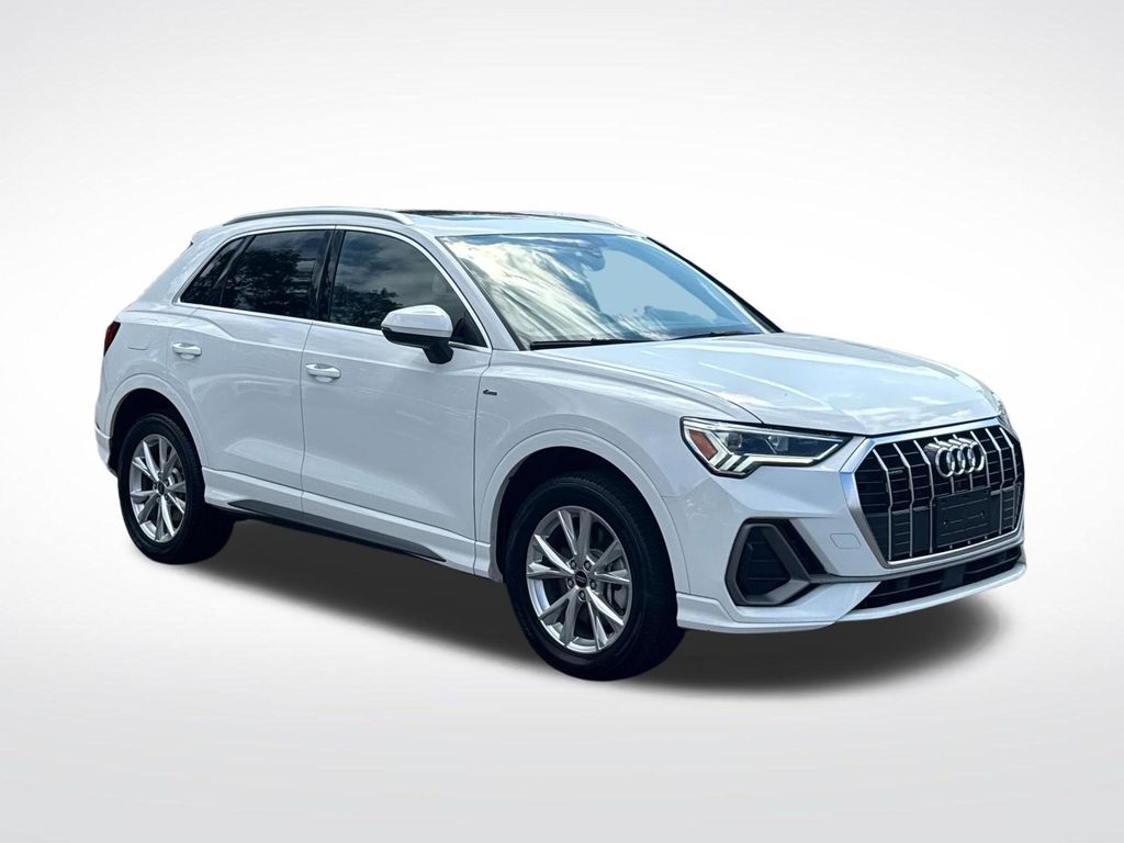 White 2024 Audi Q3 SUV / Crossover All-Wheel Drive 8-Speed Automatic