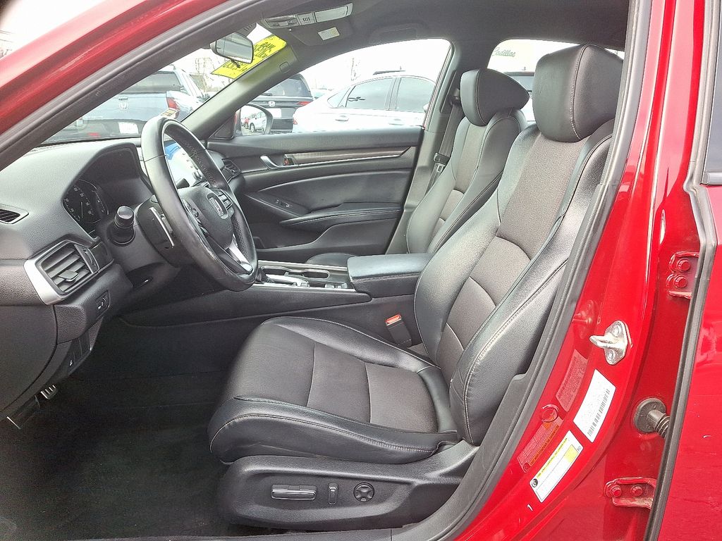 Thumbnail: 2018 Honda Accord - 14