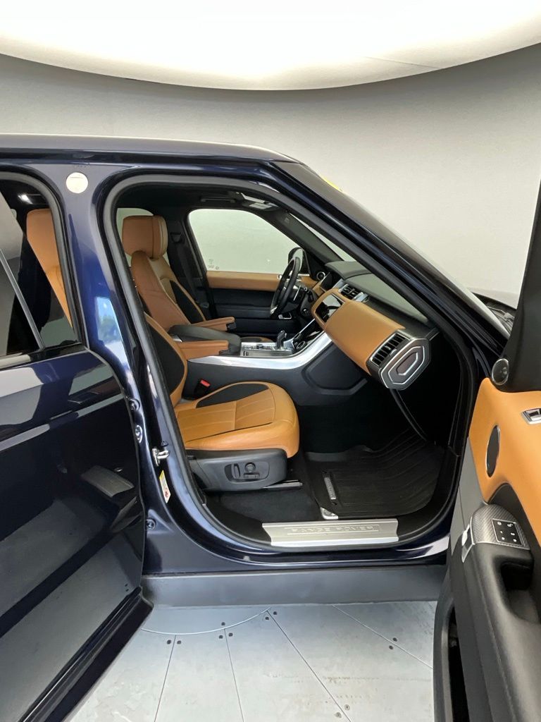 Thumbnail: 2019 Land Rover Range Rover Sport - 8