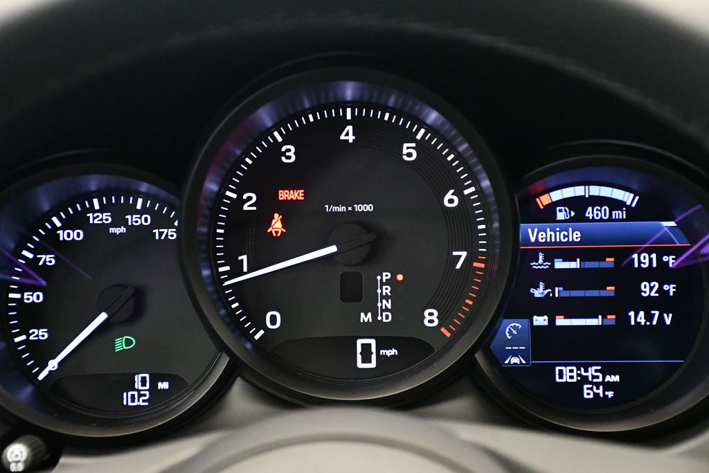 Thumbnail: 2025 Porsche Macan - 30