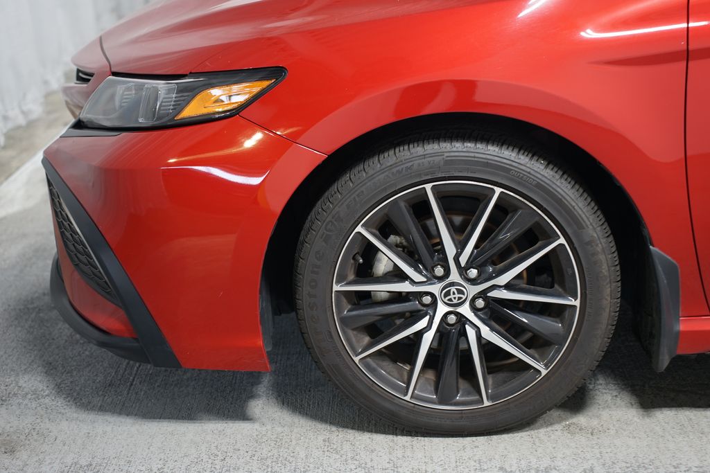 Thumbnail: 2023 Toyota Camry - 5
