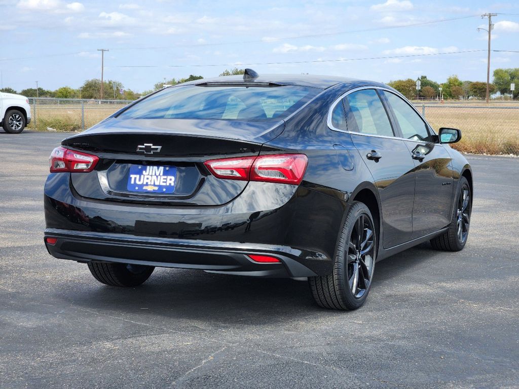 2025 Chevrolet Malibu LT 3