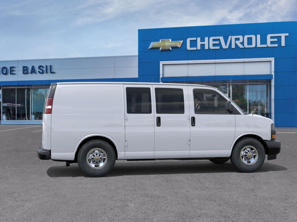 Express Cargo 2500 Regular Wheelbase