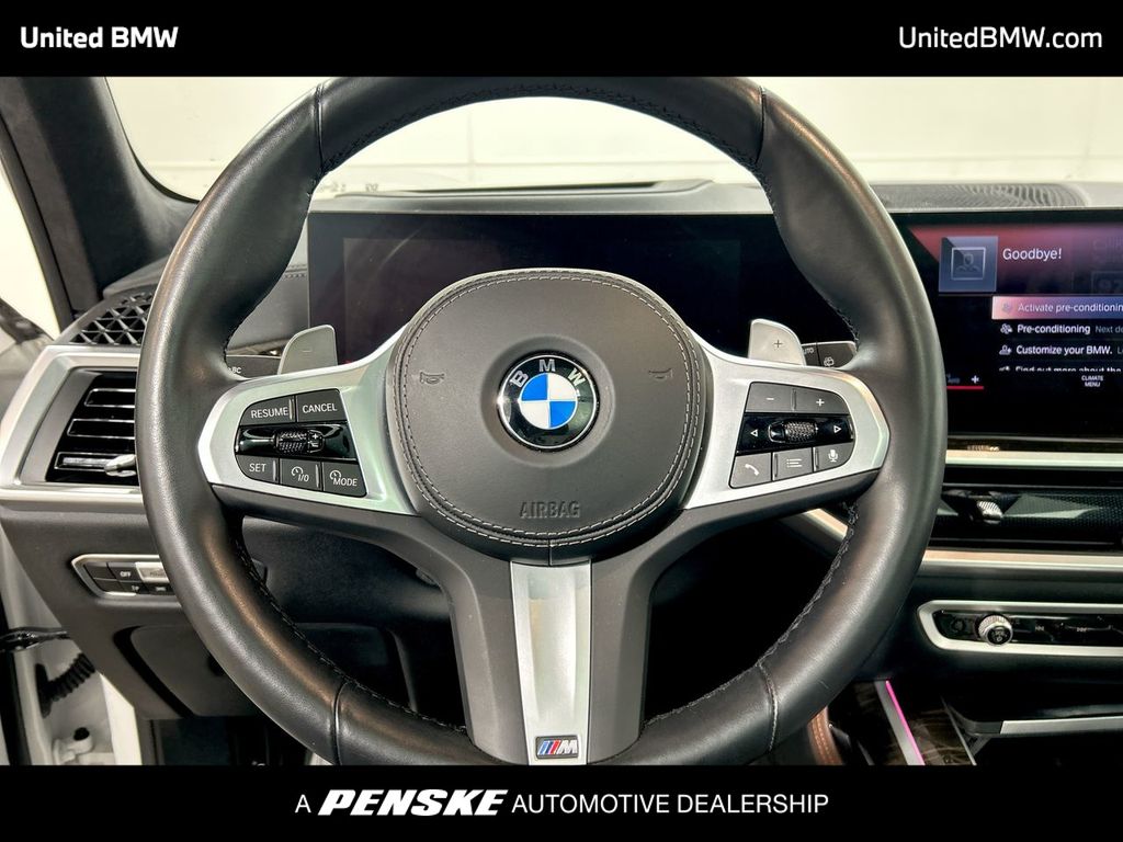2023 BMW X7 xDrive40i 14