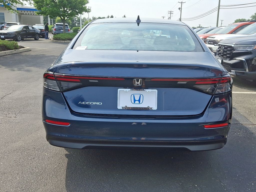 2023 Honda Accord EX 5
