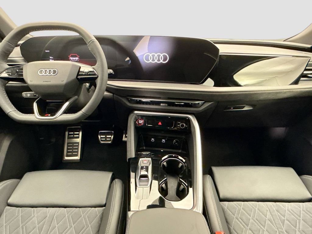 Thumbnail: 2025 Audi SQ5 - 13