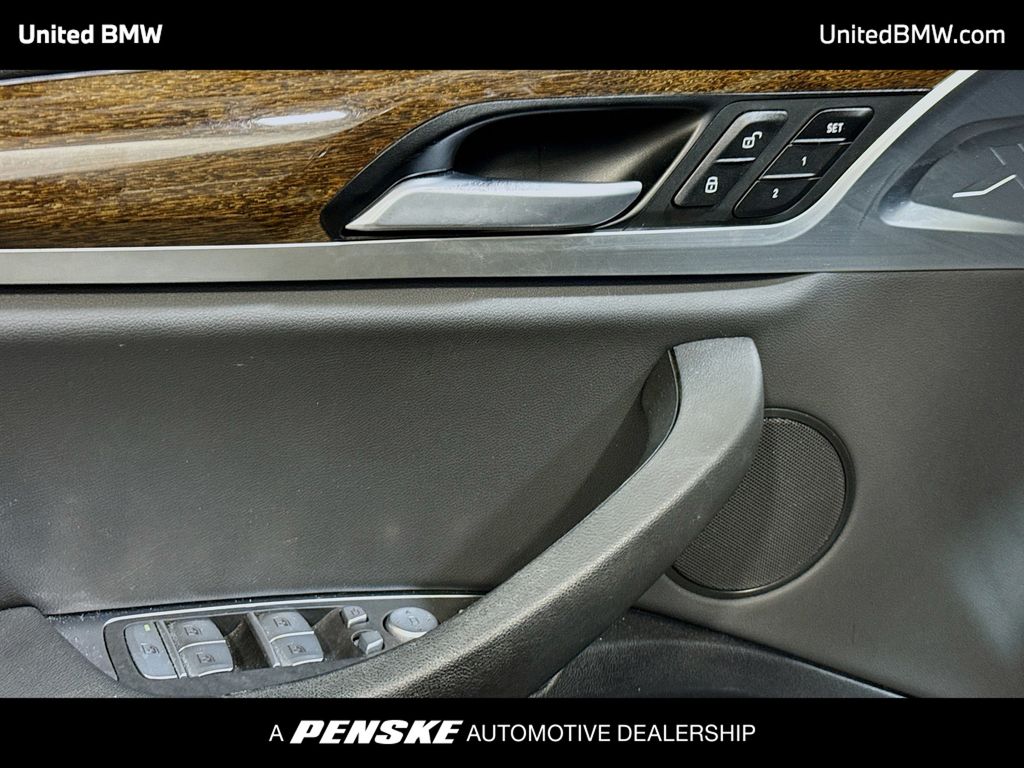 Thumbnail: 2021 BMW X3 - 3