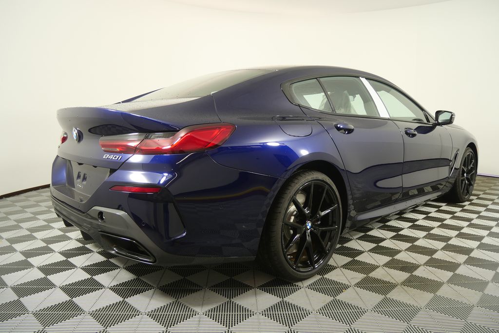 Thumbnail: 2026 BMW 8 Series - 3